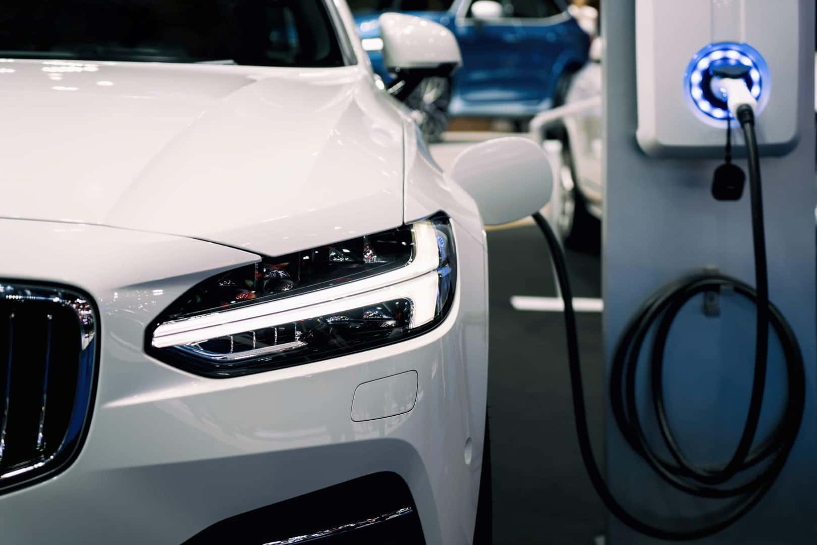 What to Know About Hybrid Cars: Technology, Benefits, and Considerations