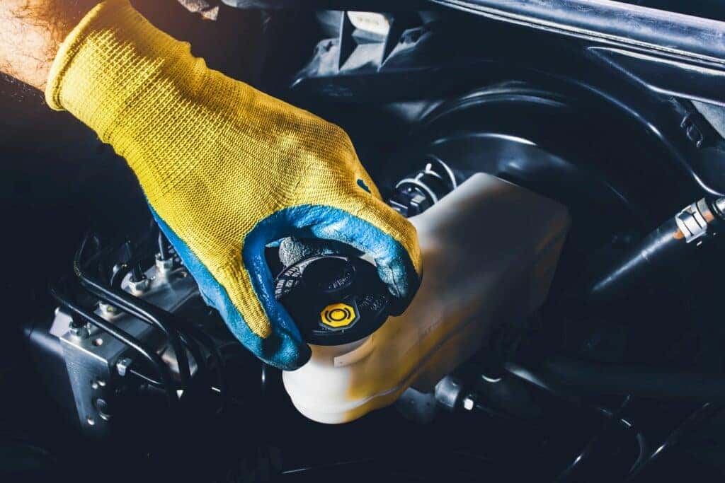 Car Check Fluids Form A Complete Guide to Regular Car Fluid Checks | Auffenberg of Carbondale