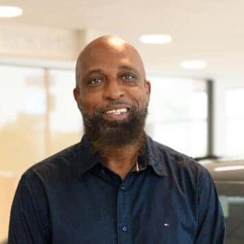 Donovan Lewis