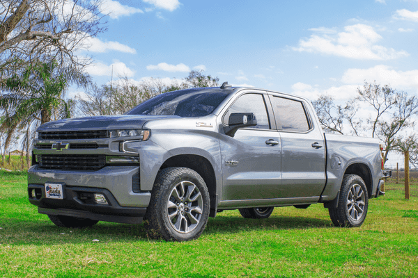 Exterior Head On View of a 2021 Chevy Silverado 1500