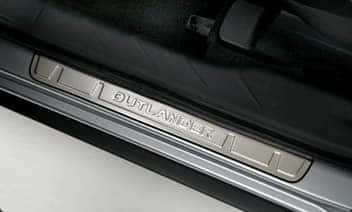 Mitsubishi Outlander Scuff Plates