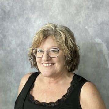 Rhonda Leavens