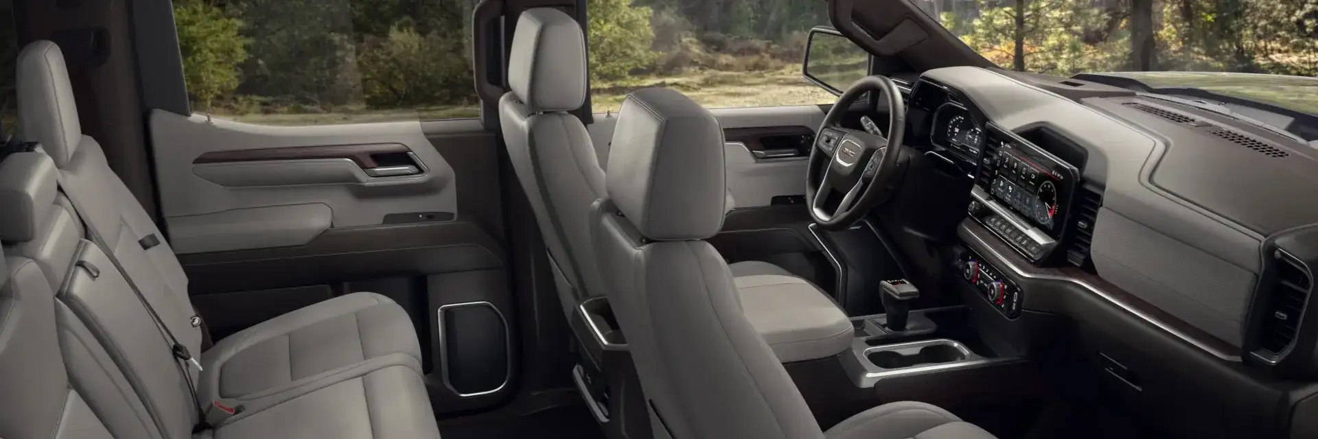 2026 Silverado and Sierra Interior