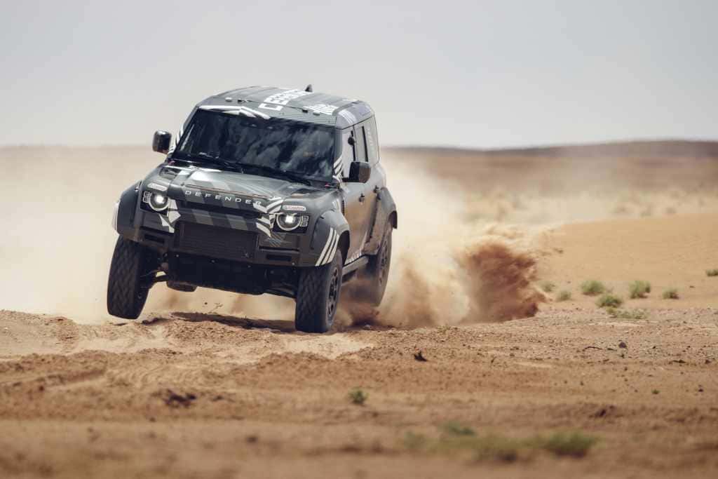 DEFENDER RALLY test driving in sand terrain