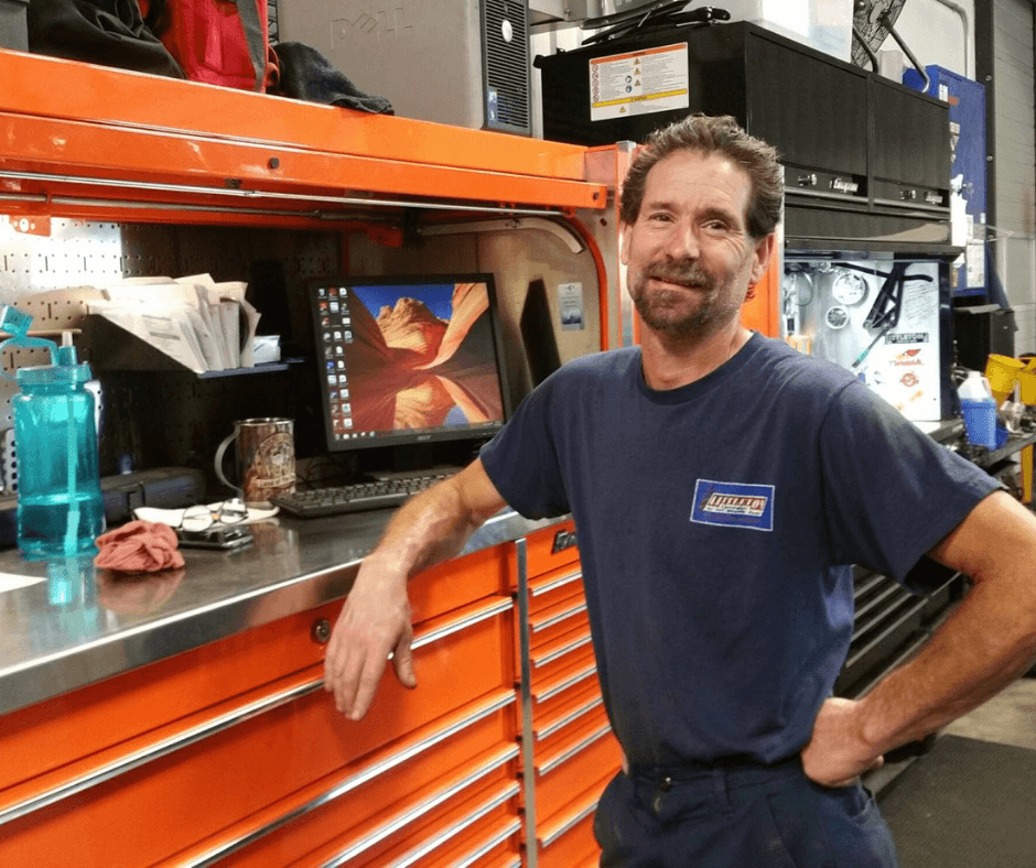 FACES IN THE CROWD Darren Sweet (Master Technician) and his 31 years