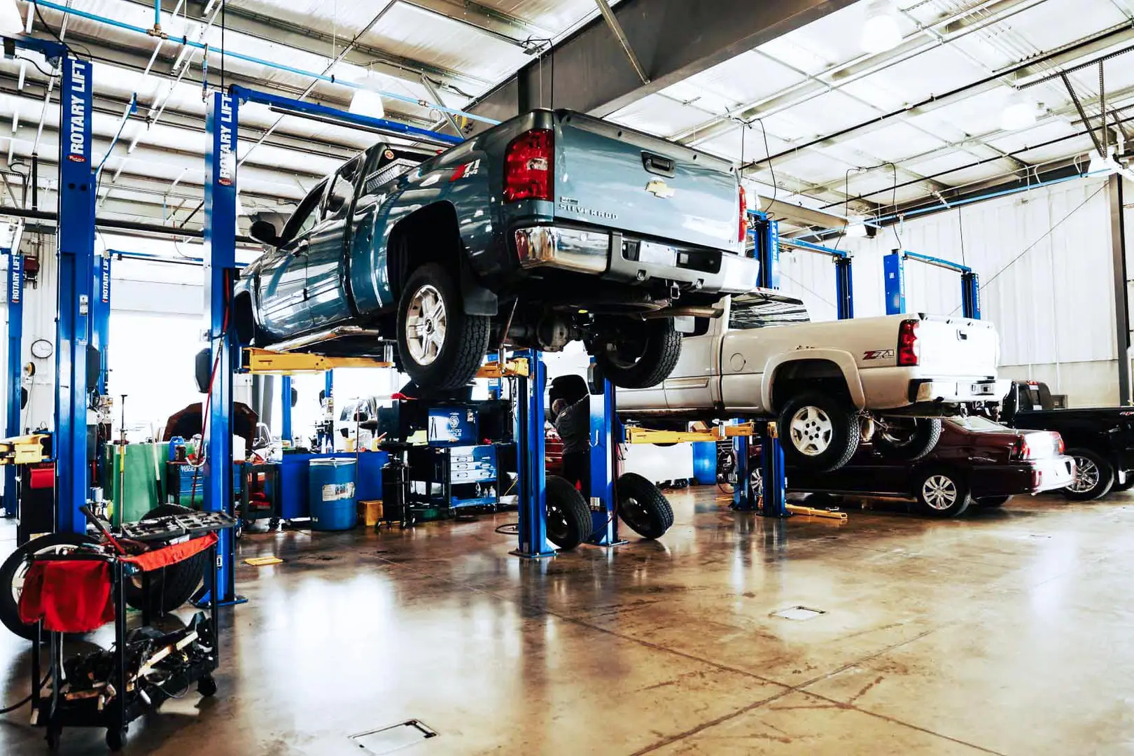 Auto Service, Oil Change & Car Maintenance near Peoria