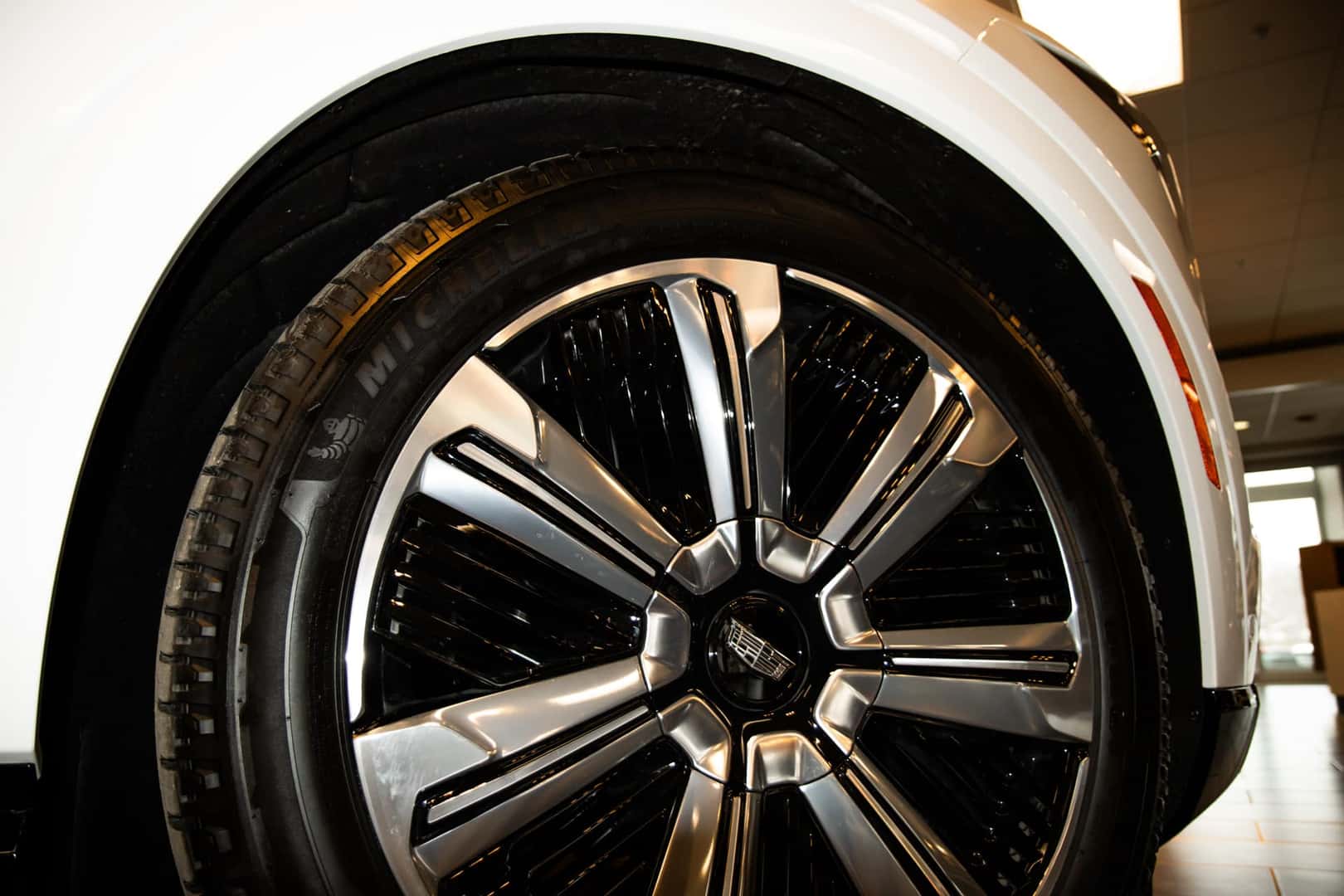 escalade IQ reel
