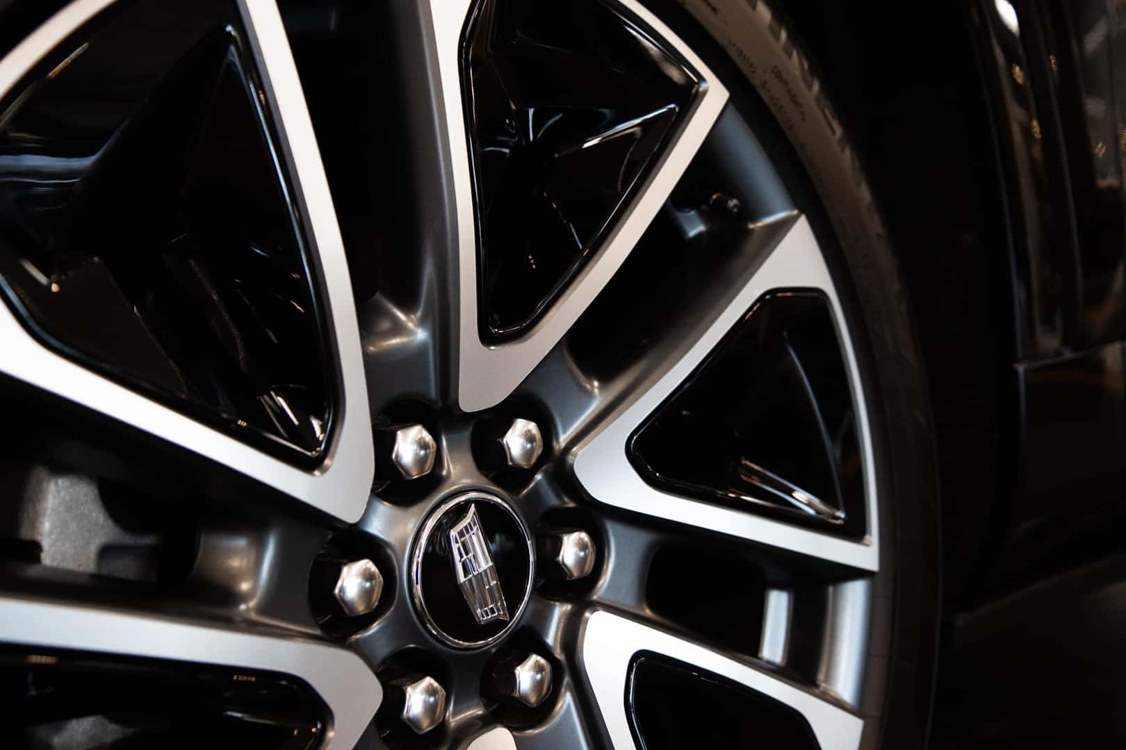 cadillac optiq wheels