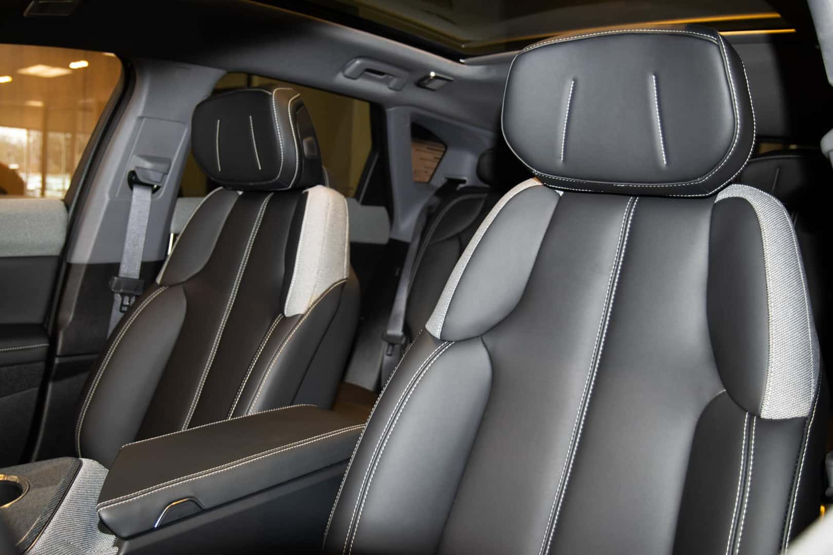 cadillac optiq seats