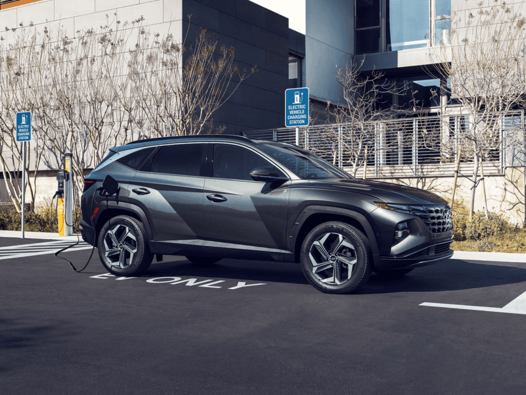 New hyundai store hybrid suv