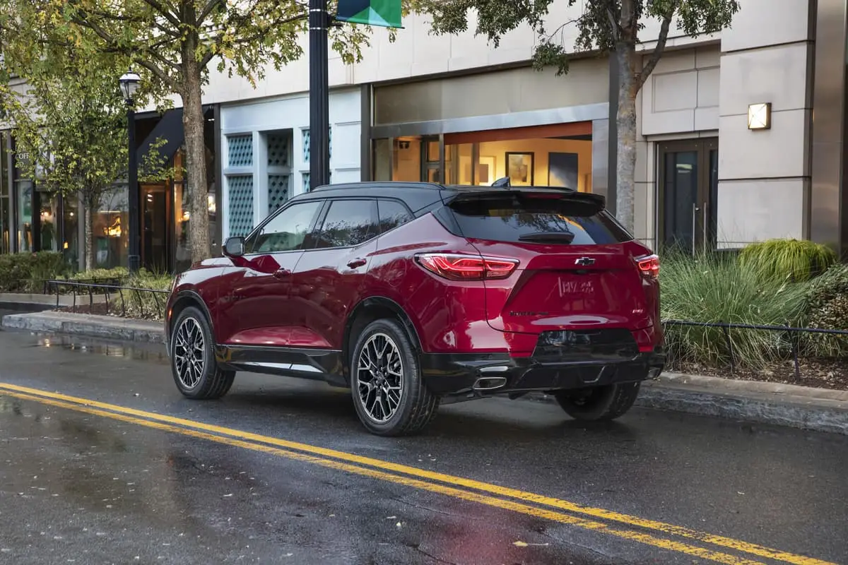 2023 Chevrolet Blazer rear and side profile