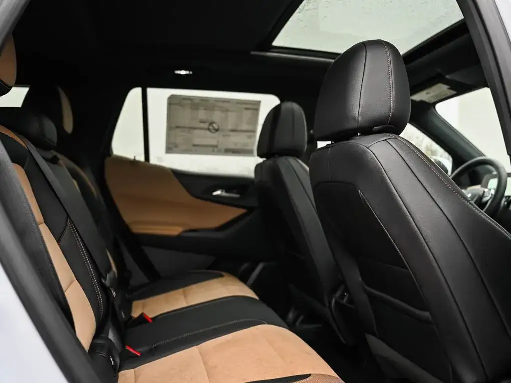 2026 Chevrolet Equinox Interior