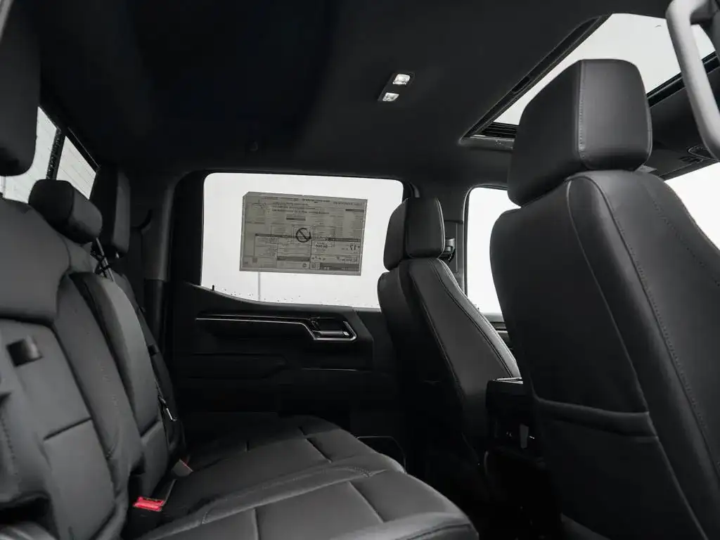 2026 Chevrolet Silverado 1500 Interior