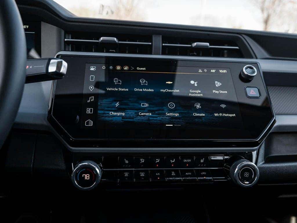 2027 Chevrolet Bolt Touchscreen